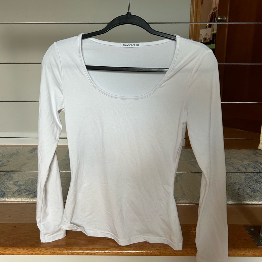 White long sleeve shirt